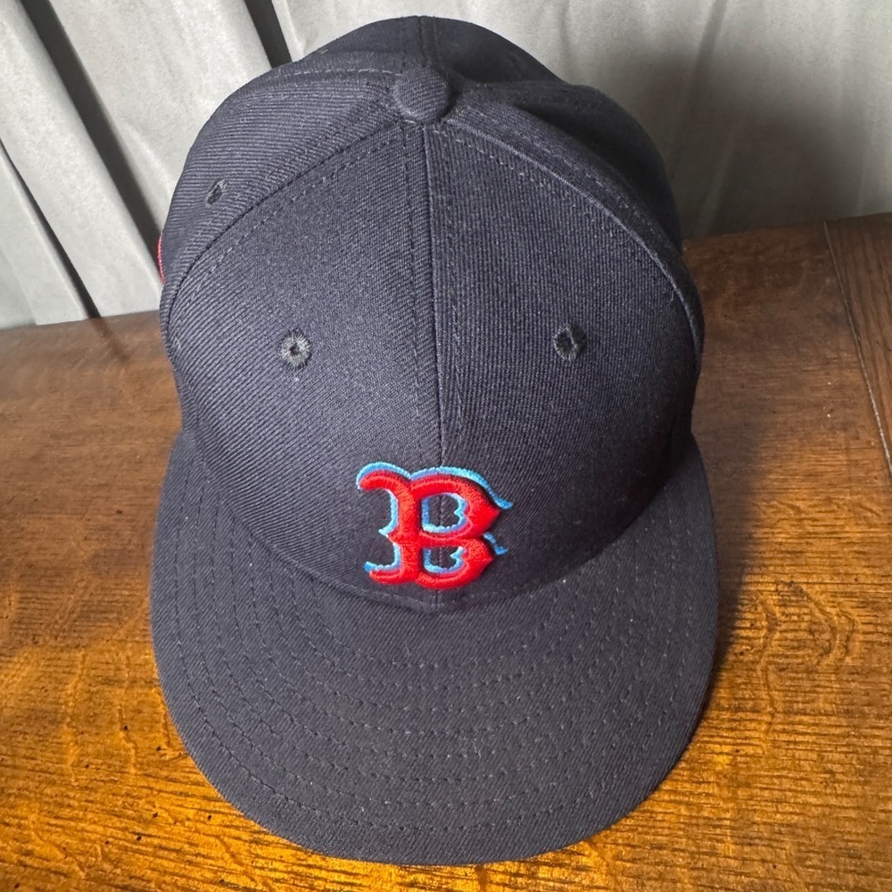 MLB Boston Red Sox NEW ERA Official On Field 59FIFTY Fitted Hap Cap 7 3/8 #5 - Picture 5 of 8